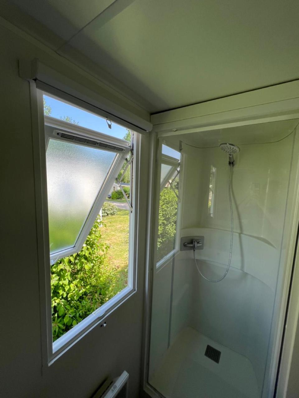 Mobil-Home 4 Etoiles Avec Piscine Proche De Blois Onzain Eksteriør billede